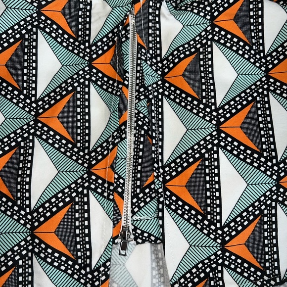 Eloquii Studio Printed Crop Multicolor Size 16 - Picture 11 of 11